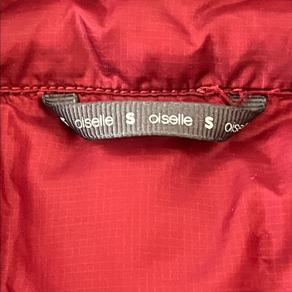 Oiselle Puffer Vest packable down Pertex Quantum - Picture 7 of 7